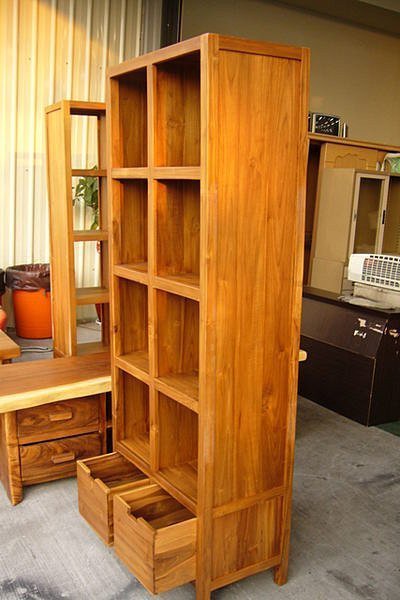 樂居二手家具館 全新中古傢俱賣場 P760原木柚木8格2抽屜書櫃 書架 展示架 酒櫃 高低櫃 實木傢俱4折拍賣