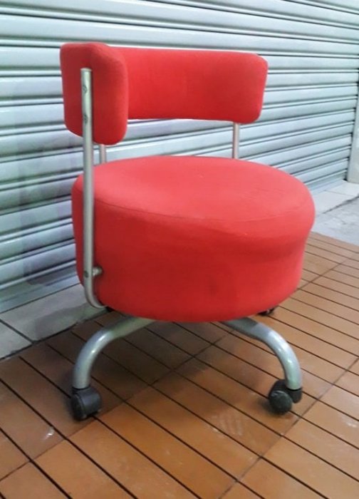 台中二手家具樂居 西屯中古傢俱館 F1119EJJ 紅色旋轉椅 OA椅 辦公椅 電腦椅 會議桌椅 辦公桌椅