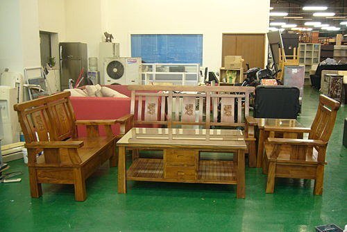 樂居二手家具館 庫存傢俱賣場 全實木巴里島風收納木製沙發、木板組椅、木製板椅 木頭椅 戶外桌椅